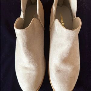 Worn-in Suede Ankle Booties - Grey